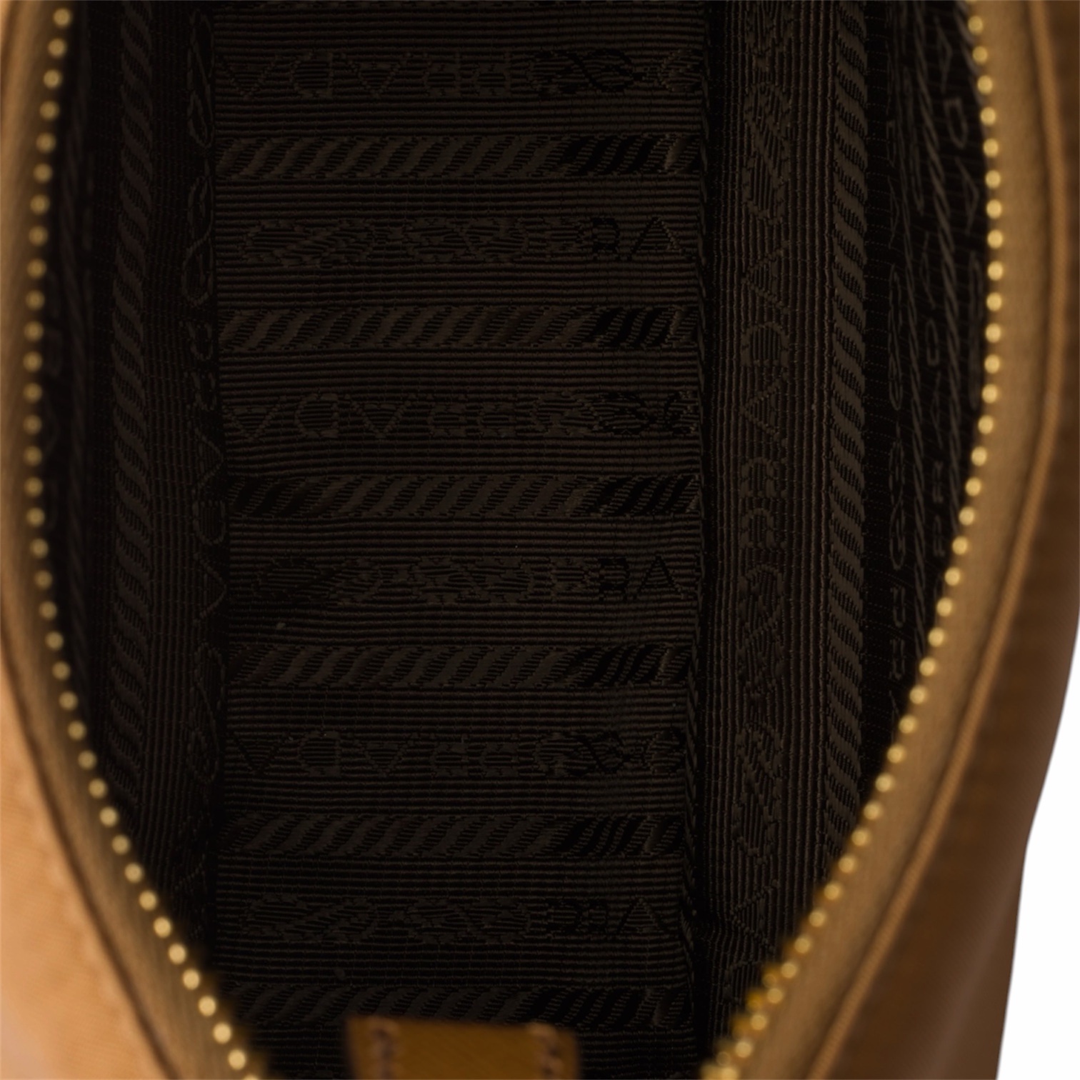 Prada Re-Edition 2005 Brandy con Ciondolo - immagine 5