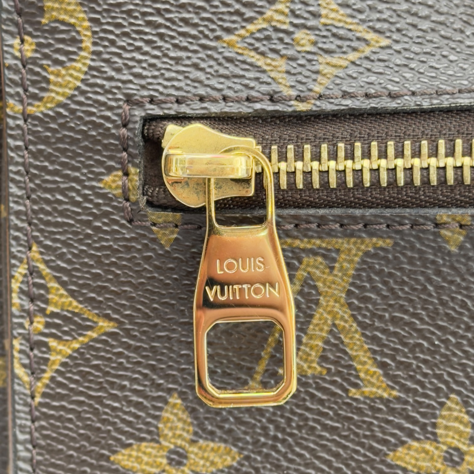 Louis Vuitton Pochette Metis Monogram - immagine 11